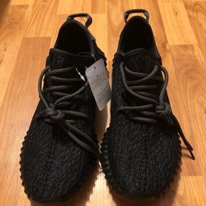 Yeezy Boost 350 Pirate Black